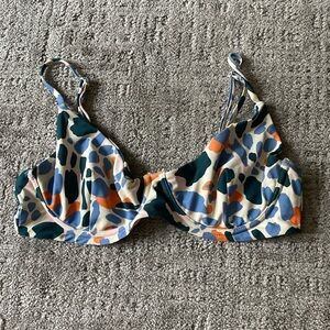 Blackbough bikini patterned top